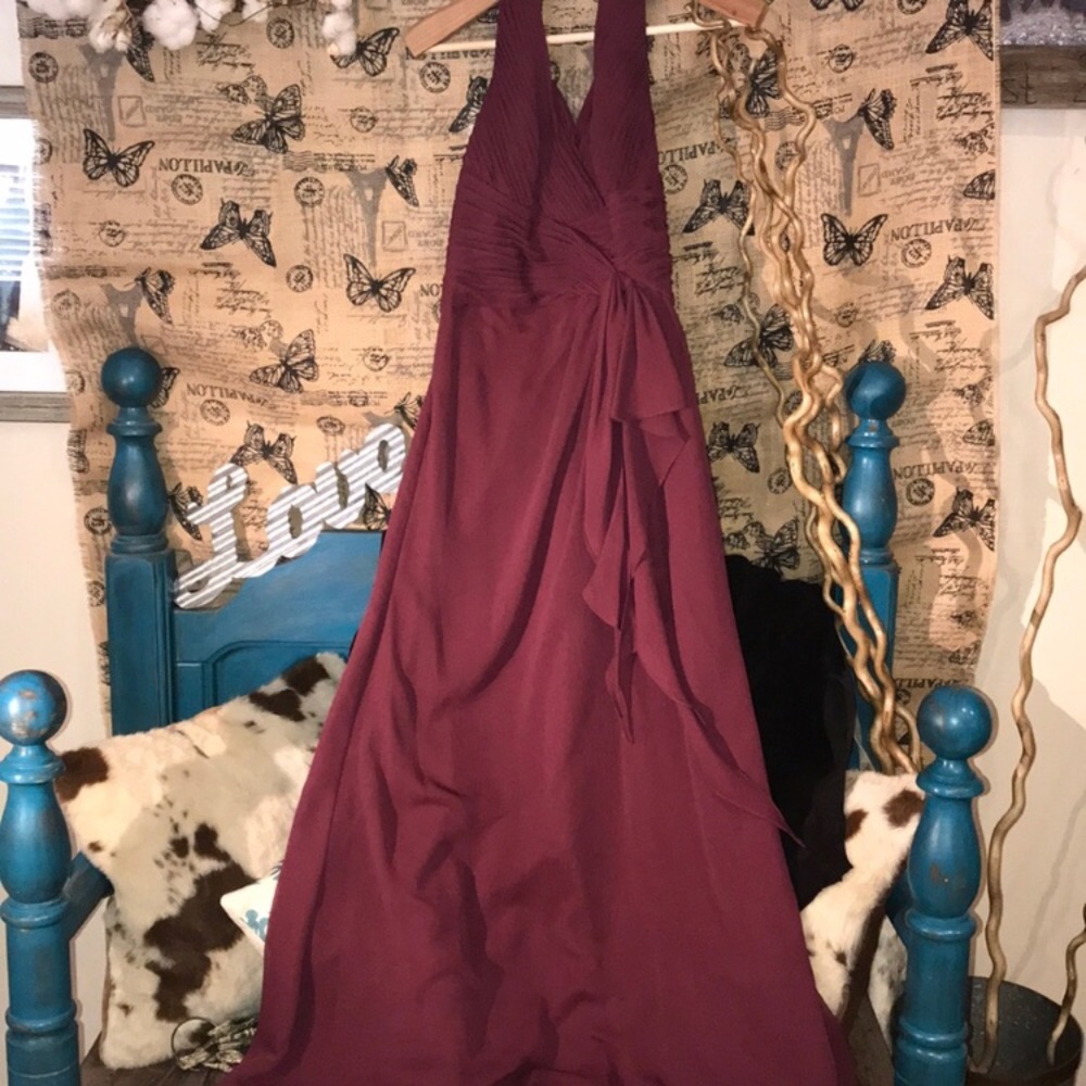 Wine - Size 8/10- David’s Bridal